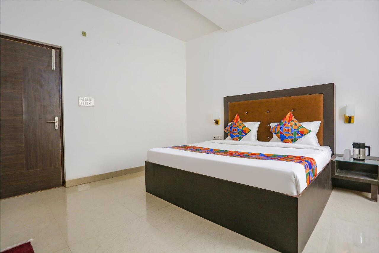 Fabhotel The Prasiddh Агра Екстер'єр фото